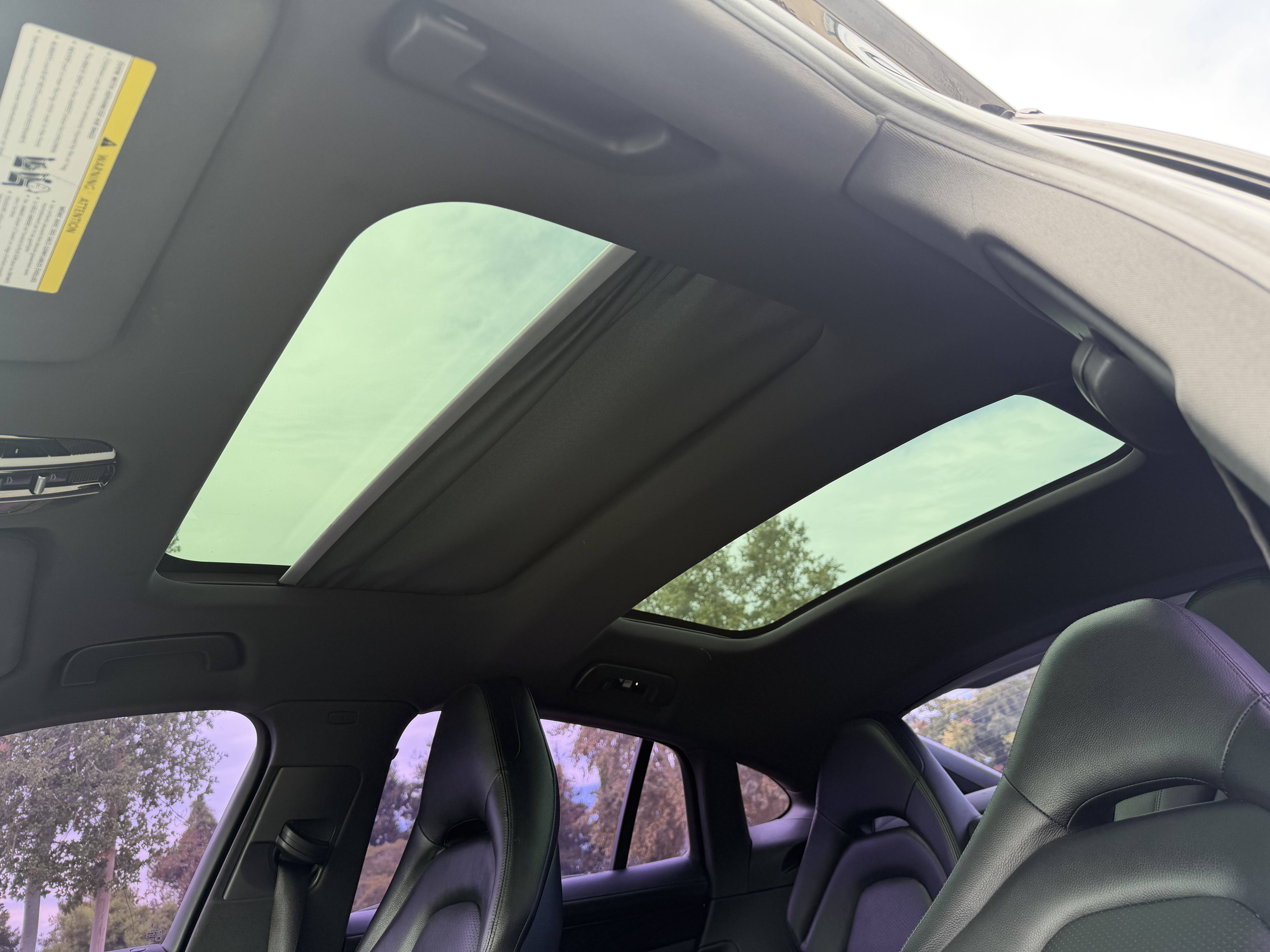 Used 2018 Porsche Panamera 4 image 16