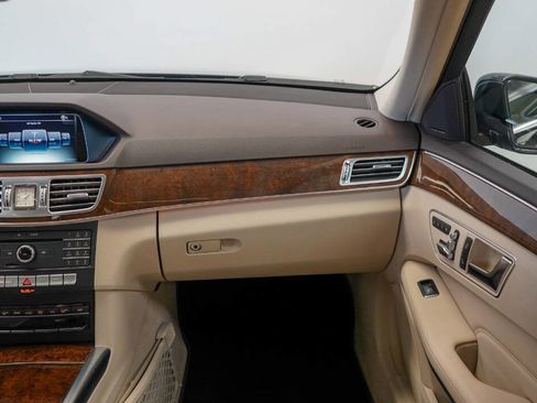 Used 2016 Mercedes-Benz E 350 image 33