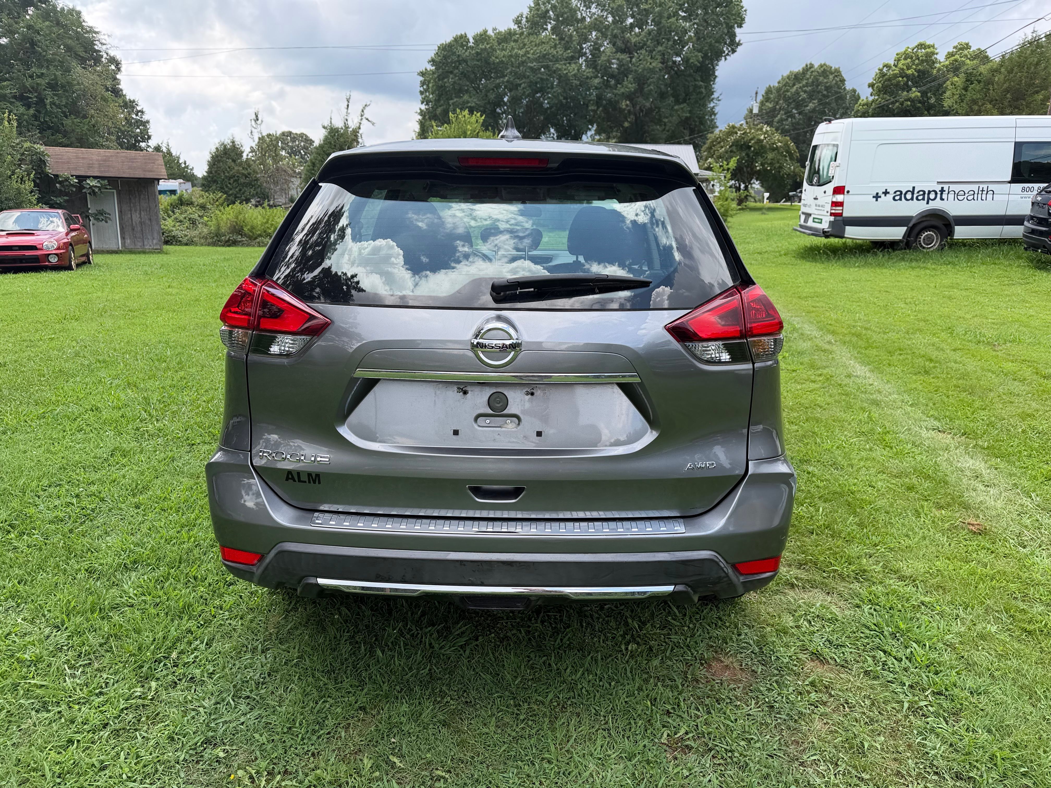 Used 2018 Nissan Rogue AWD image 11