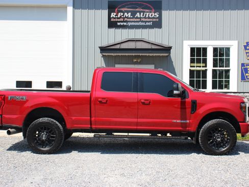 Used 2022 Ford F250 4x4 Crew Cab Super Duty image 5