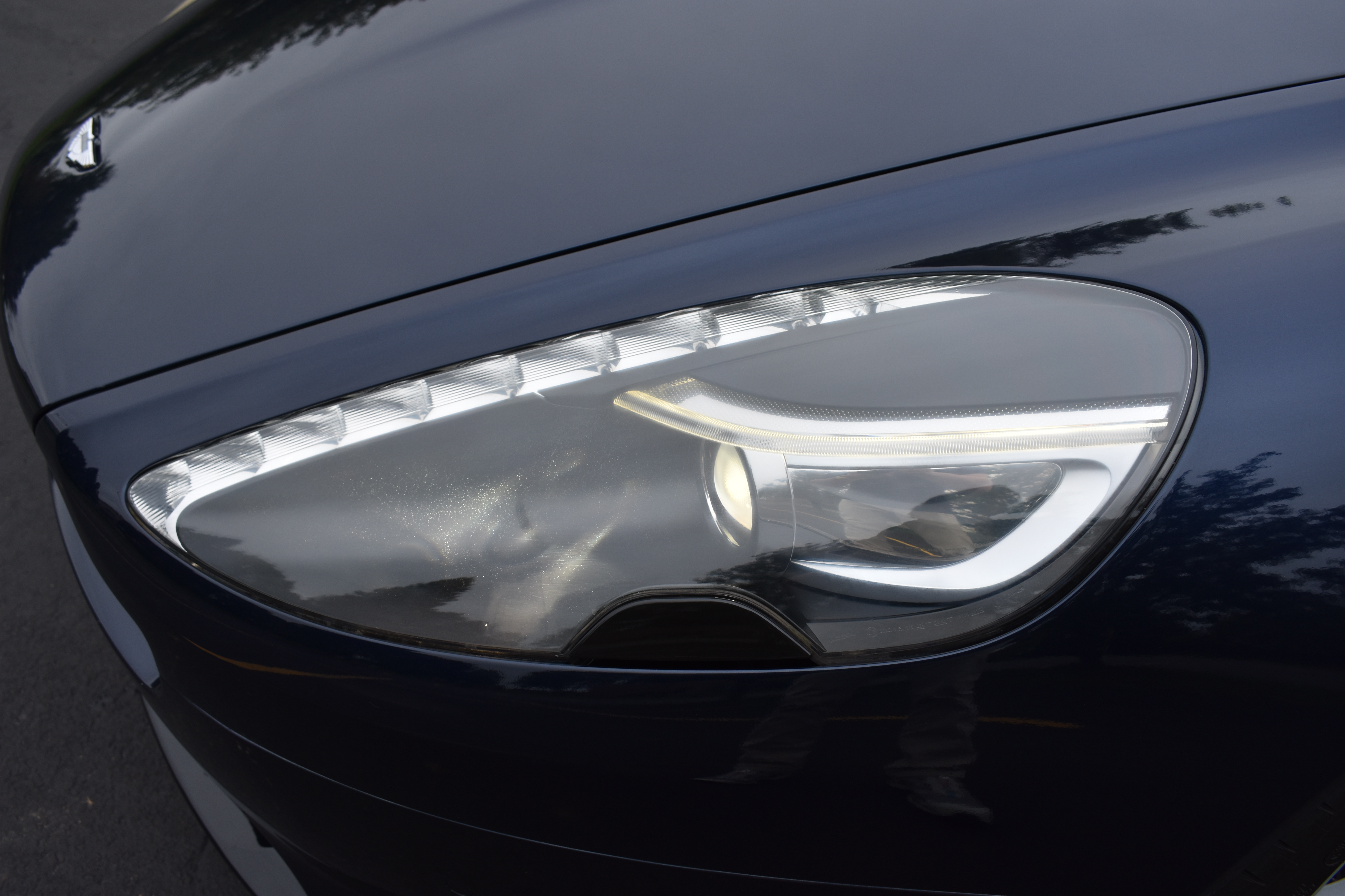 Used 2016 Aston Martin DB9 GT Volante RWD image 26