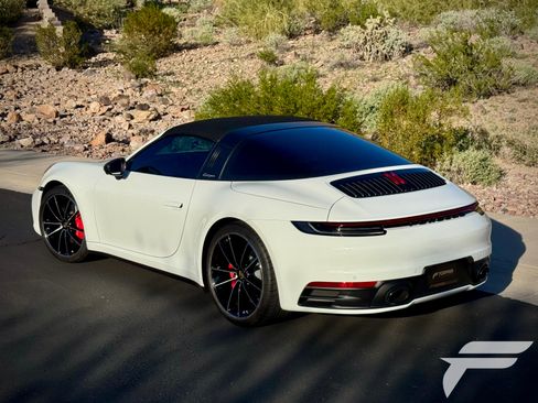 Used 2021 Porsche 911 Targa 4S image 35