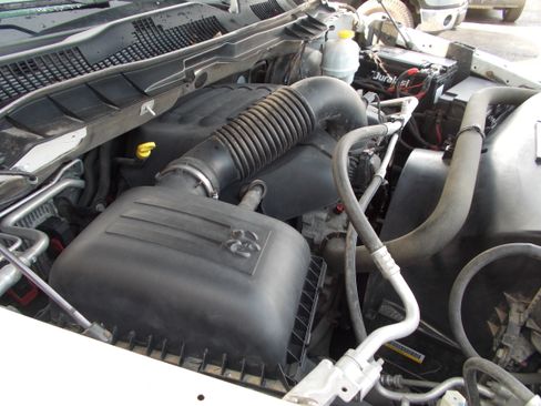 Used 2015 RAM 1500 Tradesman image 12