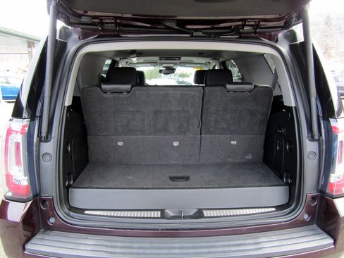 Used 2017 GMC Yukon SLT image 15