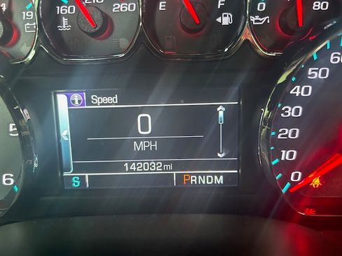 Used 2015 Chevrolet Silverado 1500 LT image 11