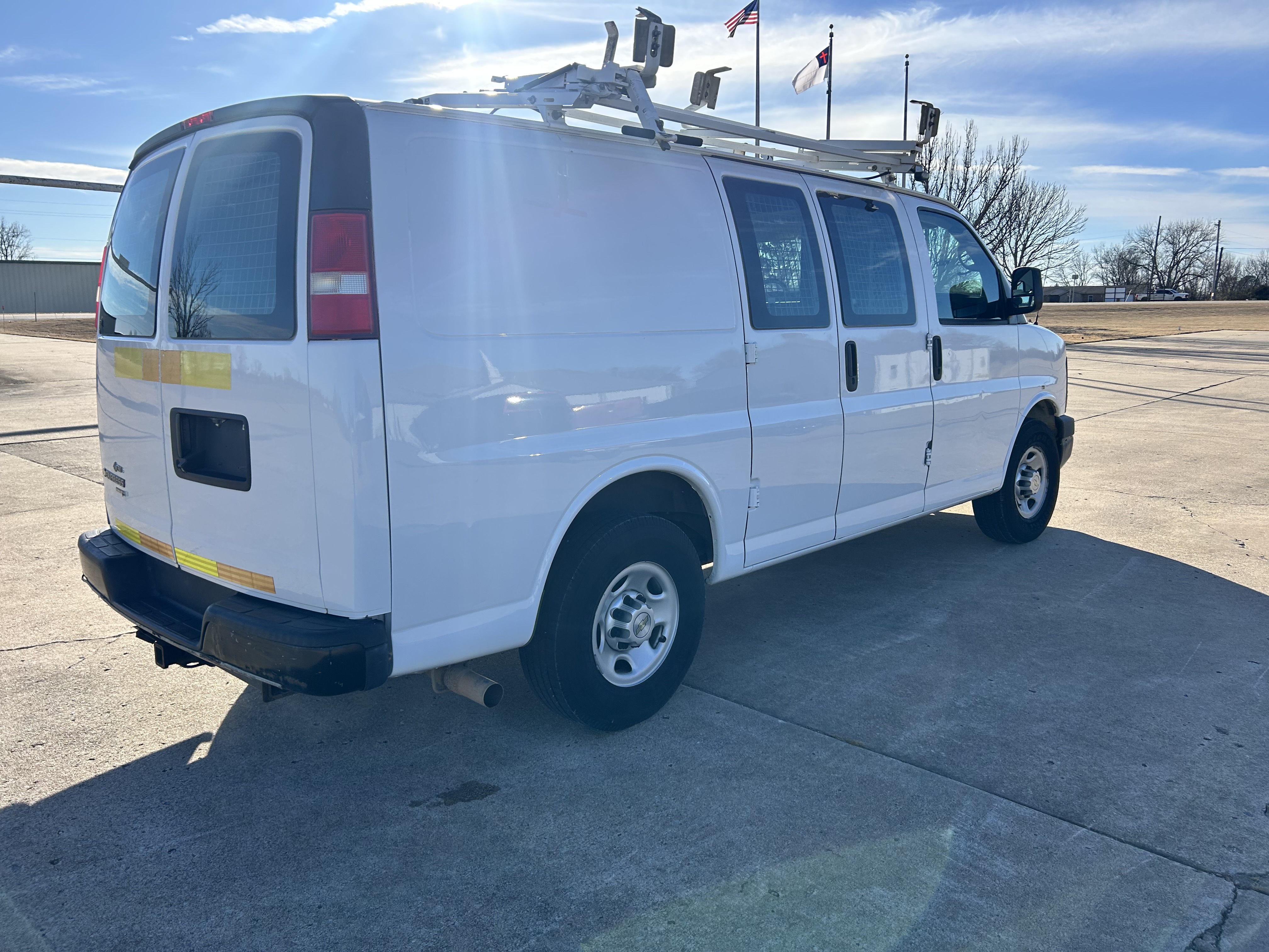 Used 2013 Chevrolet Express 2500 RWD image 5