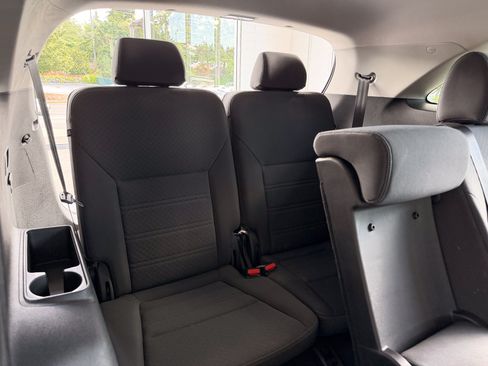 Used 2019 Kia Sorento FWD image 16