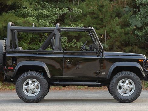 Used 1995 Land Rover Defender 90 image 2