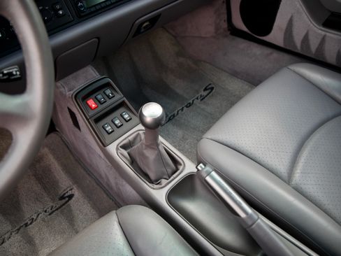 Used 1998 Porsche 911 Coupe RWD image 4