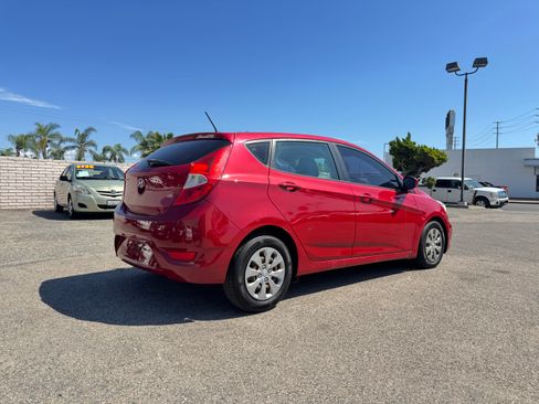 Used 2016 Hyundai Accent SE Hatchback FWD image 9