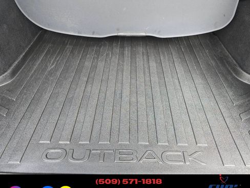 Used 2018 Subaru Outback 2.5i Limited image 18
