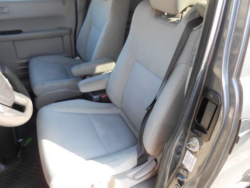 Used 2010 Honda Element EX image 12