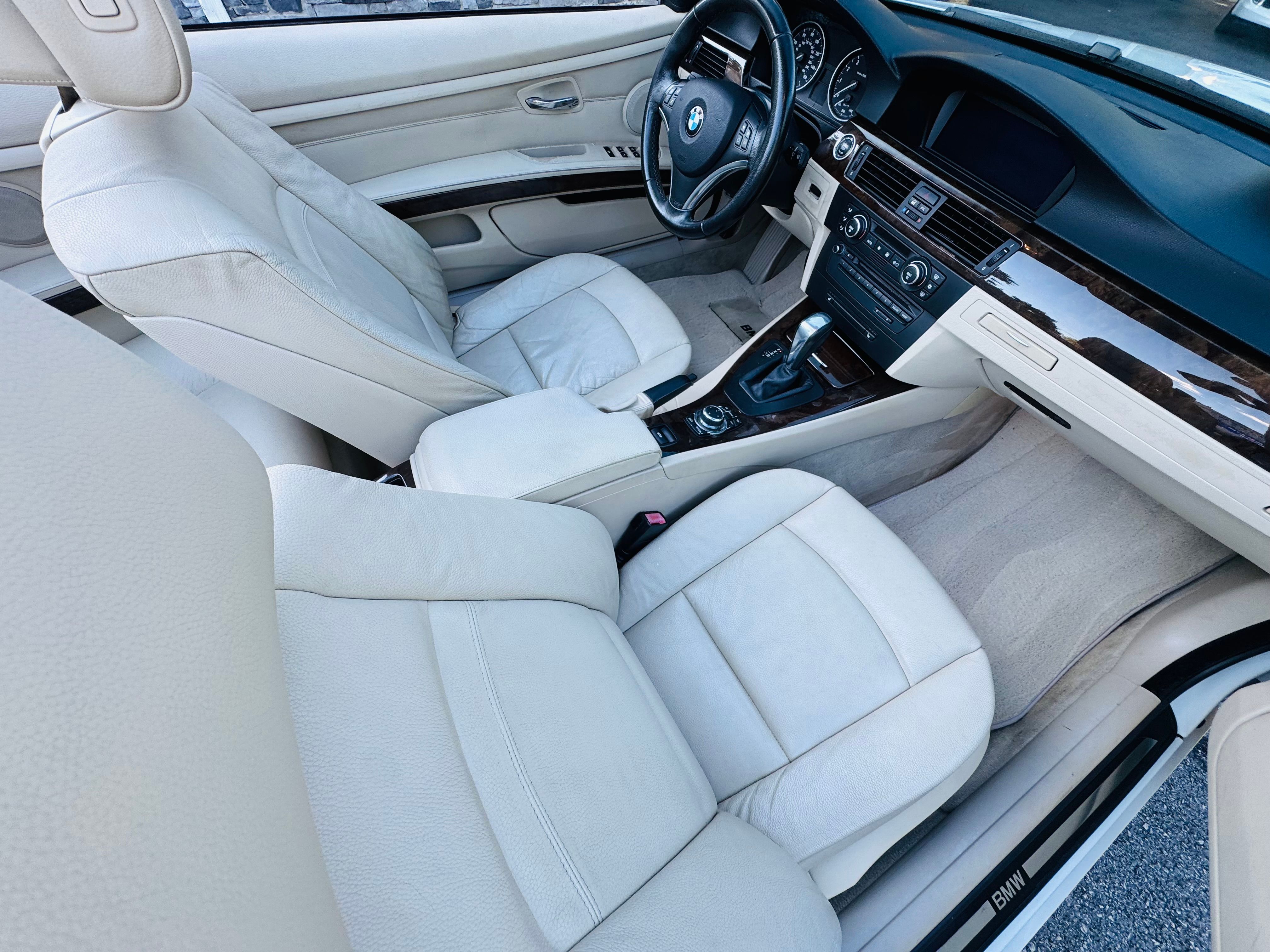 Used 2009 BMW 335i Convertible RWD image 11