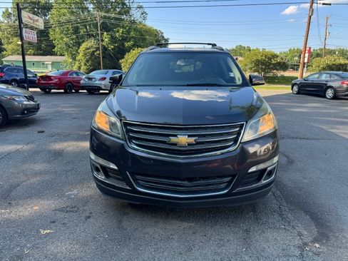 Used 2016 Chevrolet Traverse FWD LT w/ 1LT image 8
