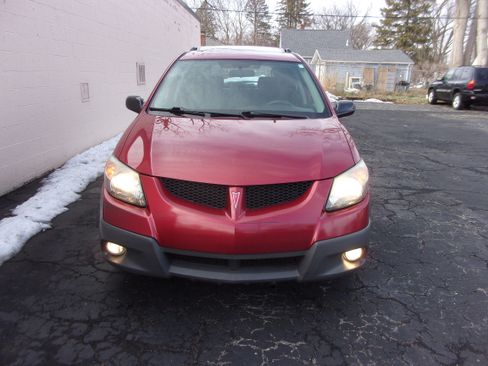 Used 2004 Pontiac Vibe image 2