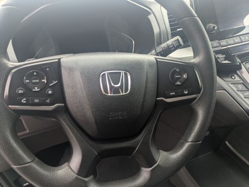 Used 2020 Honda Odyssey EX image 6
