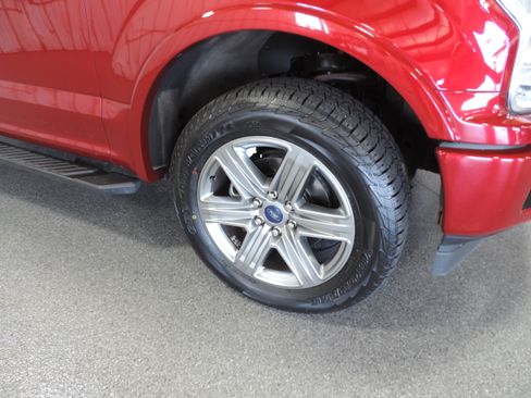 Used 2018 Ford F150 4x4 SuperCrew XLT image 14