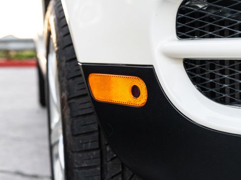 Used 2006 Volkswagen Touareg V10 TDI image 12