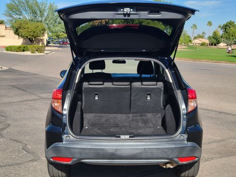 Used 2016 Honda HR-V EX image 8