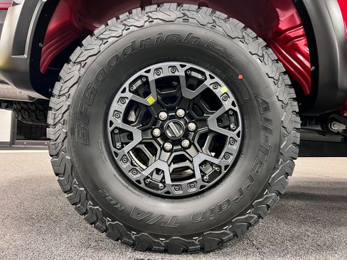 Used 2025 Ford F150 Raptor R image 15