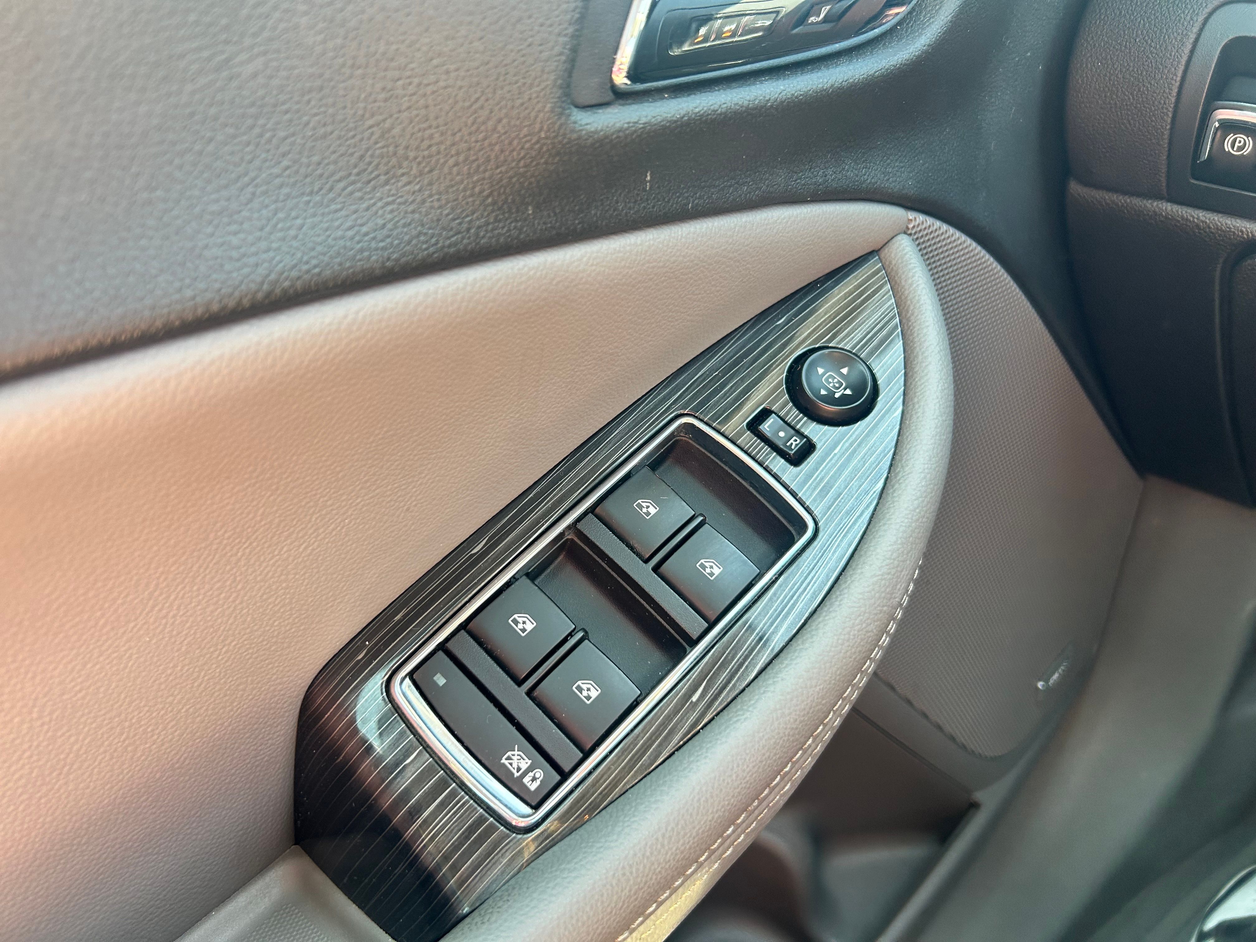 Used 2017 Chevrolet Impala Premier FWD image 10