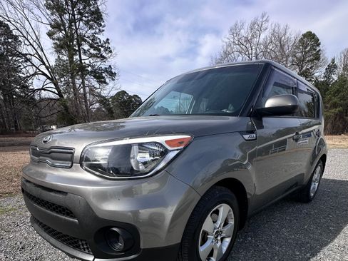 Used 2018 Kia Soul image 6