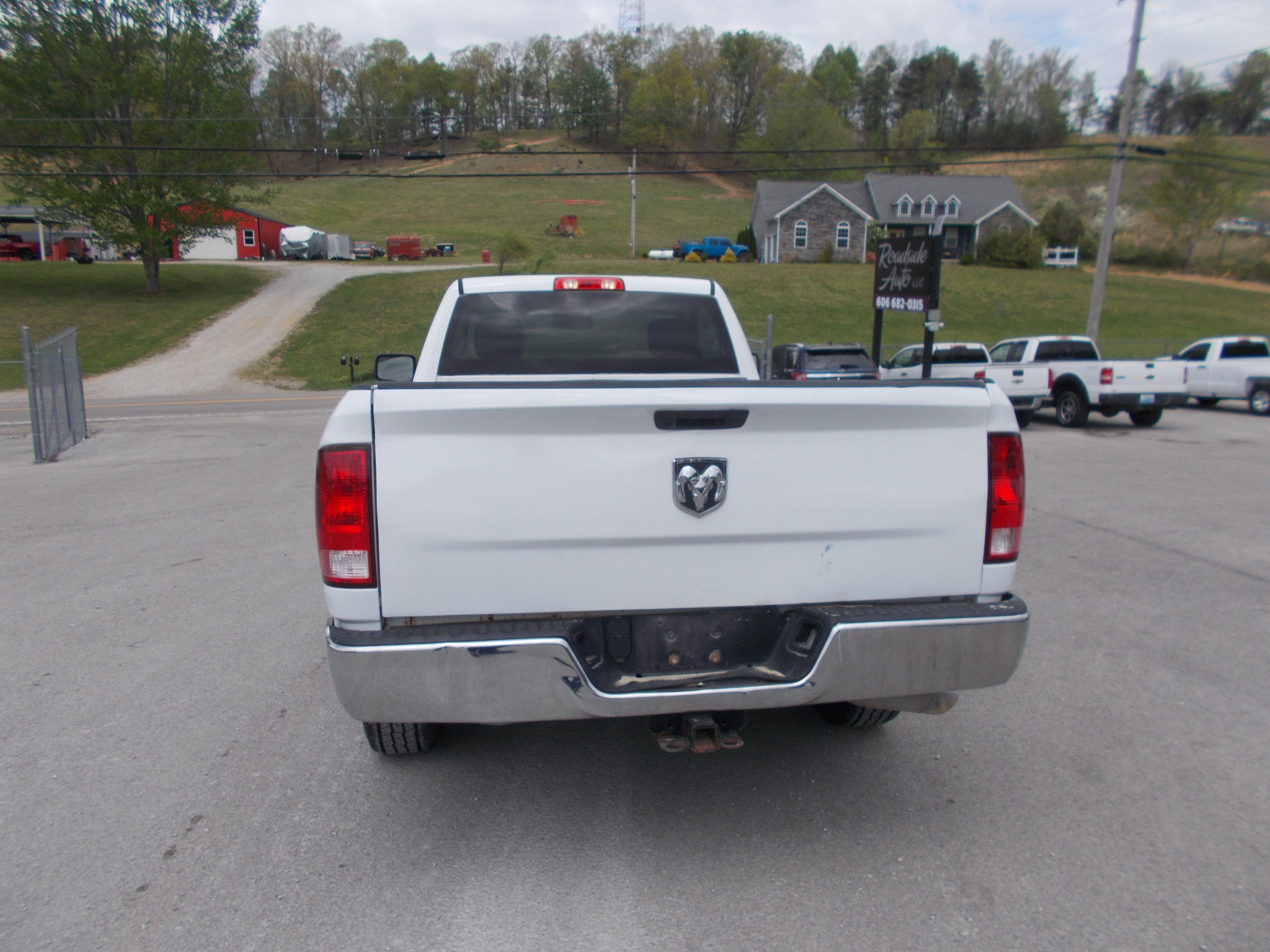 Used 2020 RAM 1500 Classic Tradesman RWD image 3