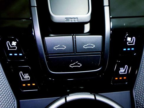 Used 2024 Porsche 911 Carrera 4S image 39