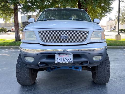 Used 2001 Ford F150 Lariat image 3