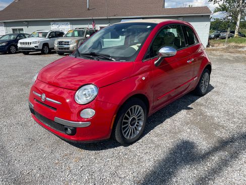 Used 2012 FIAT 500 Lounge Cabrio FWD image 1