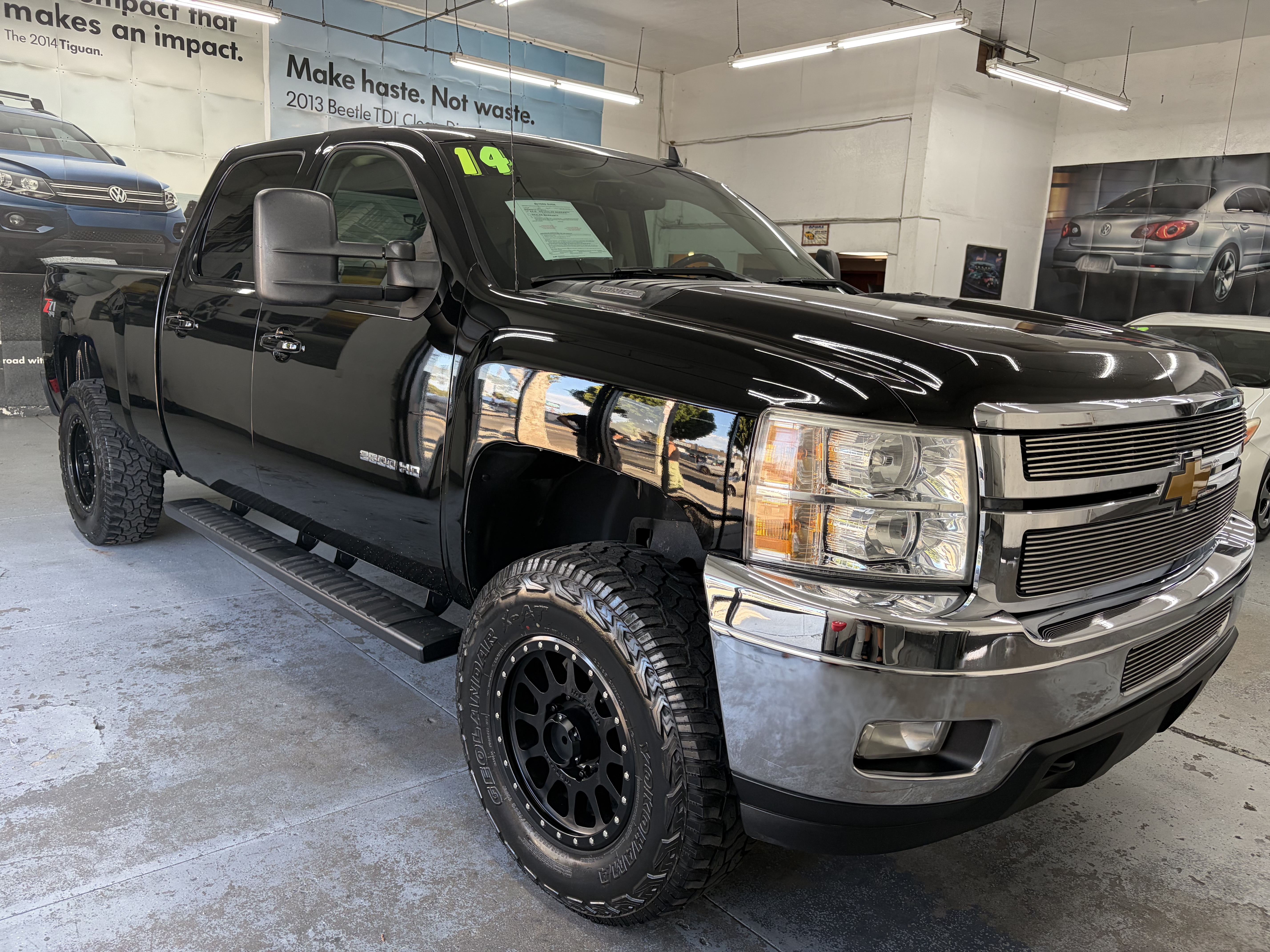 Used 2014 Chevrolet Silverado 2500 4x4 Crew Cab LTZ w/ Z71 image 8