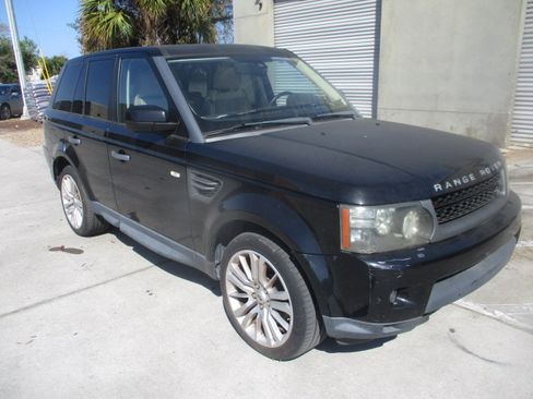 Used 2010 Land Rover Range Rover Sport HSE LUX image 7