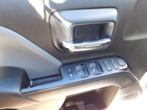 Used 2018 Chevrolet Silverado 1500 Classic W/T RWD image 12
