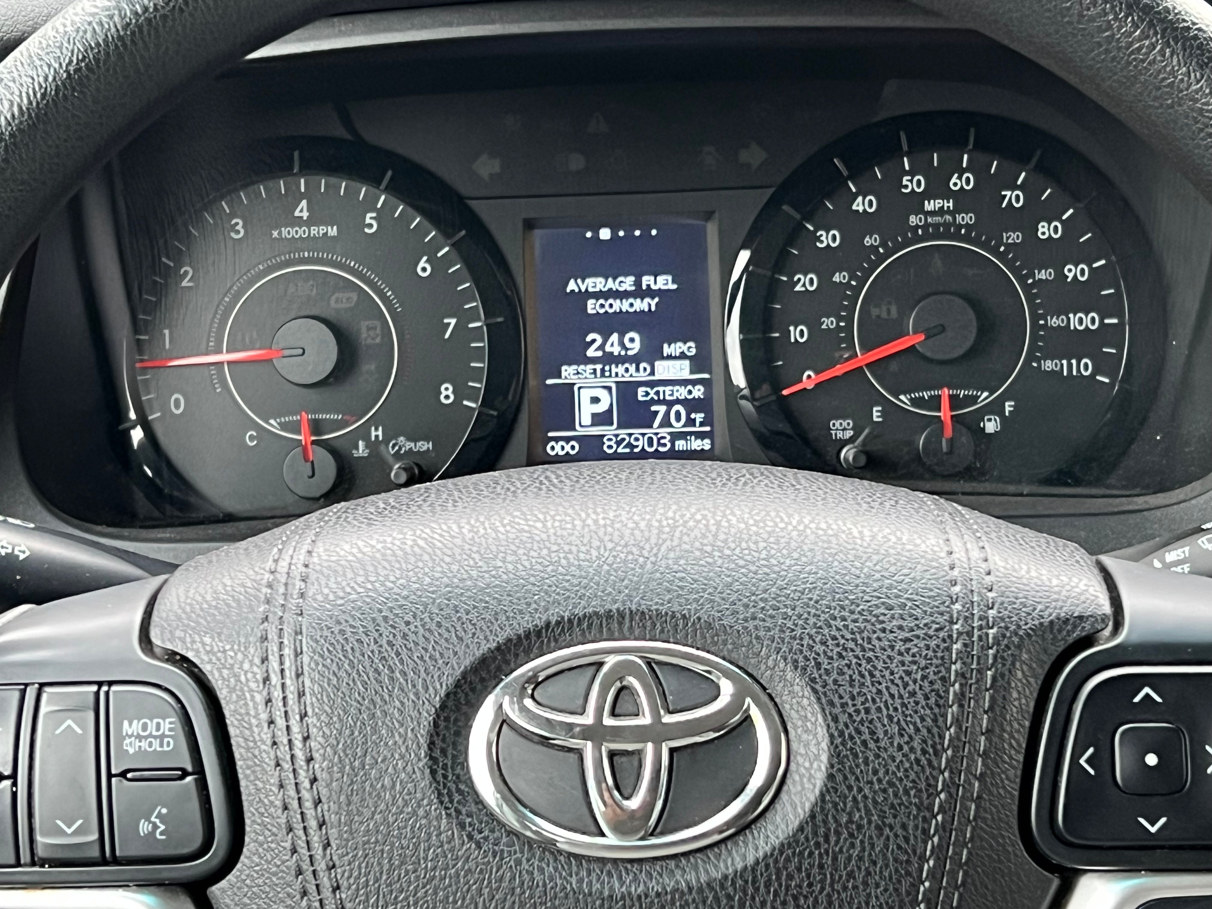 Used 2015 Toyota Sienna LE FWD image 10