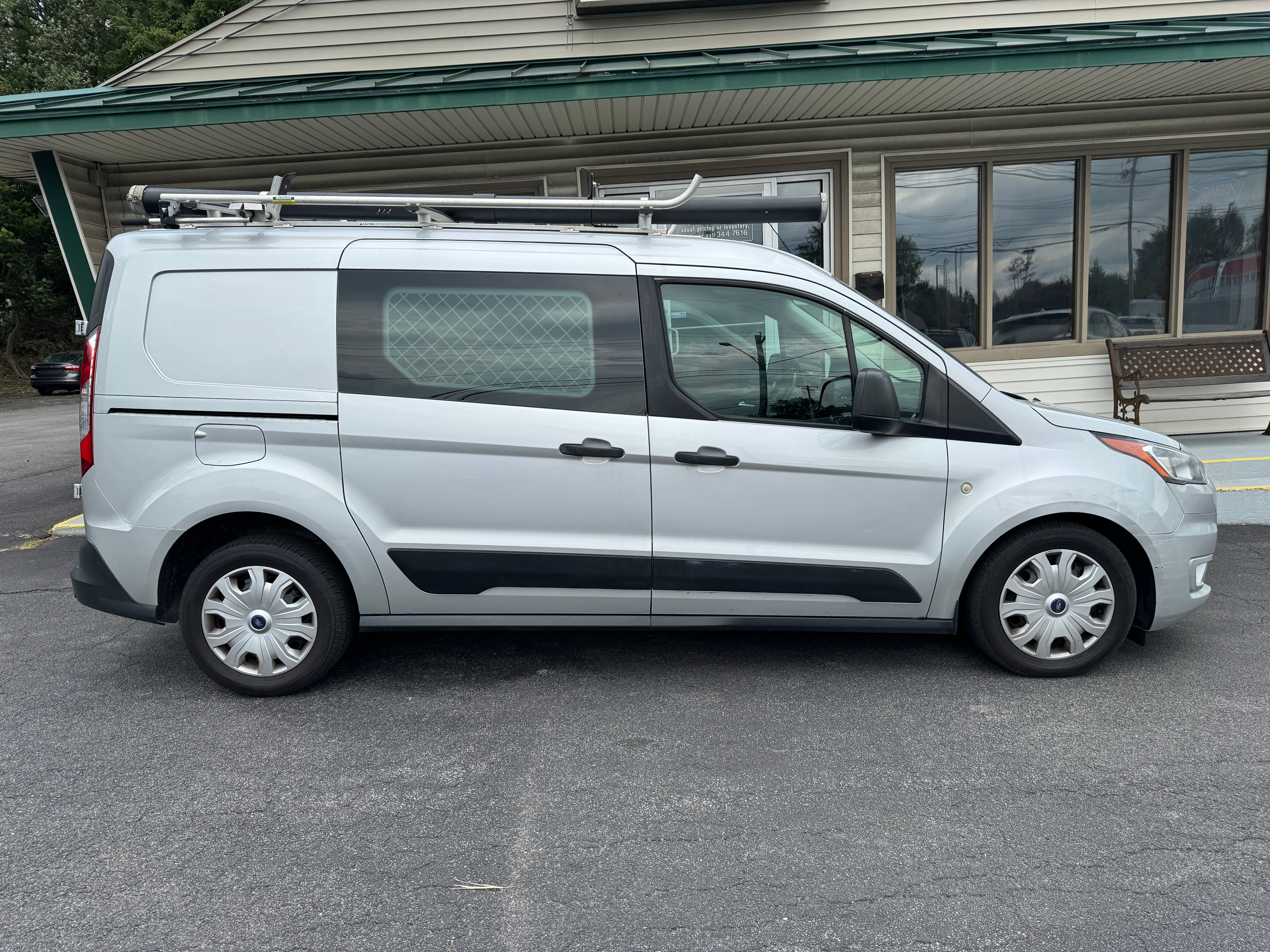 Used 2019 Ford Transit Connect XLT Long Wheel Base FWD image 1