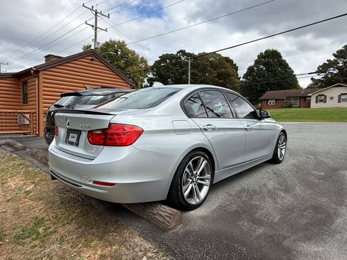 Used 2015 BMW 328i image 4