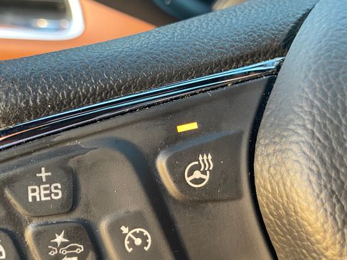 Used 2017 Chevrolet Cruze Premier image 29