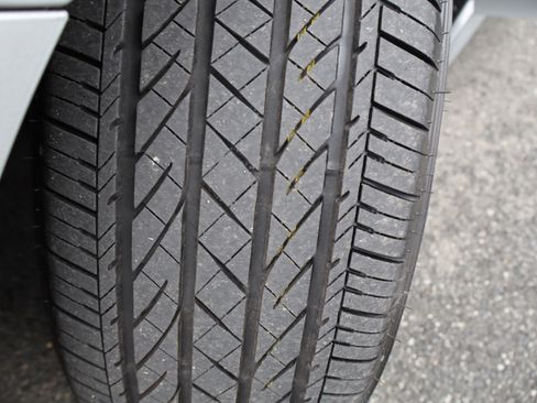 Used 2020 Toyota Camry XLE image 39