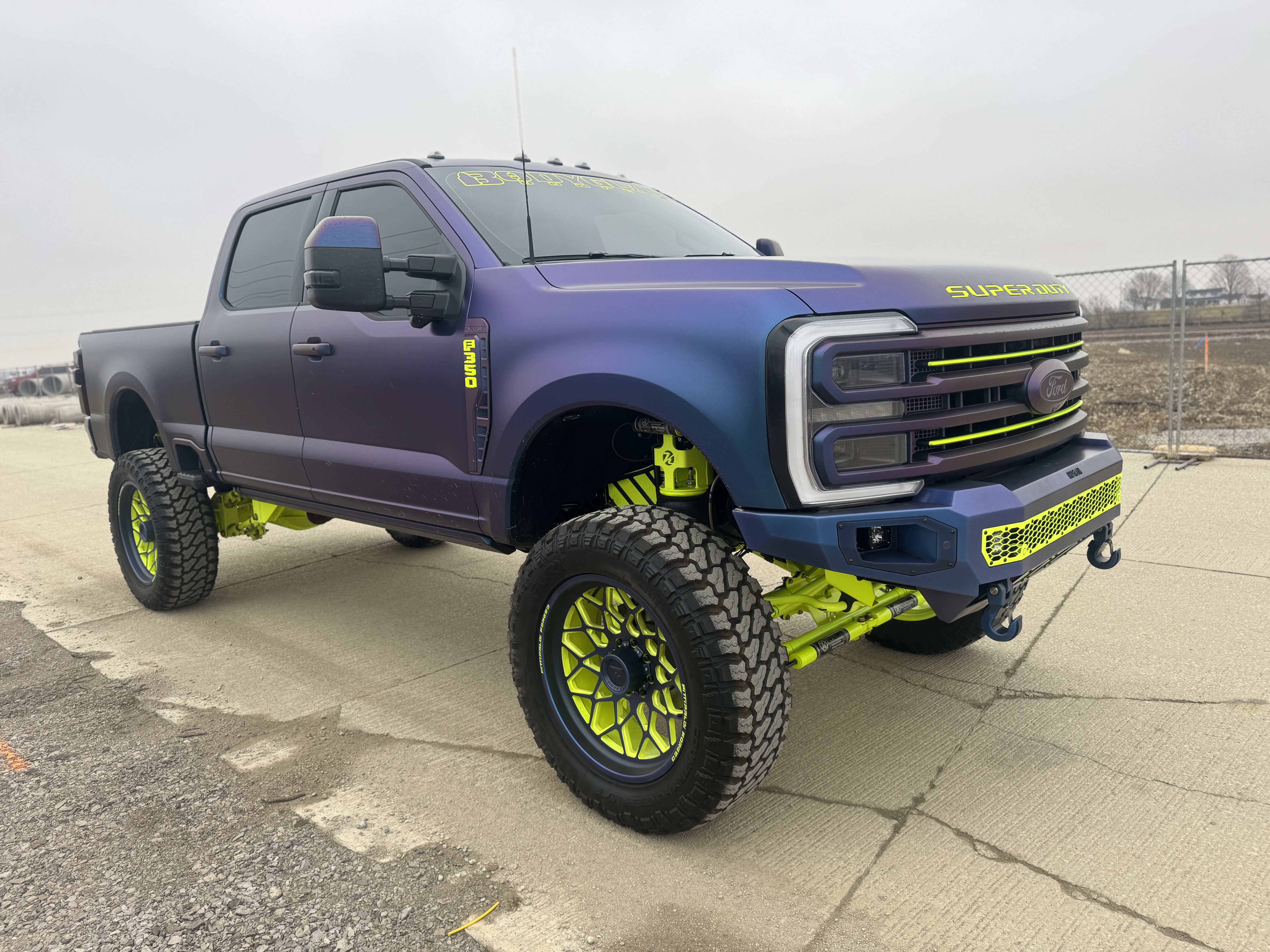 Used 2025 Ford F350 Platinum AWD/4WD image 5