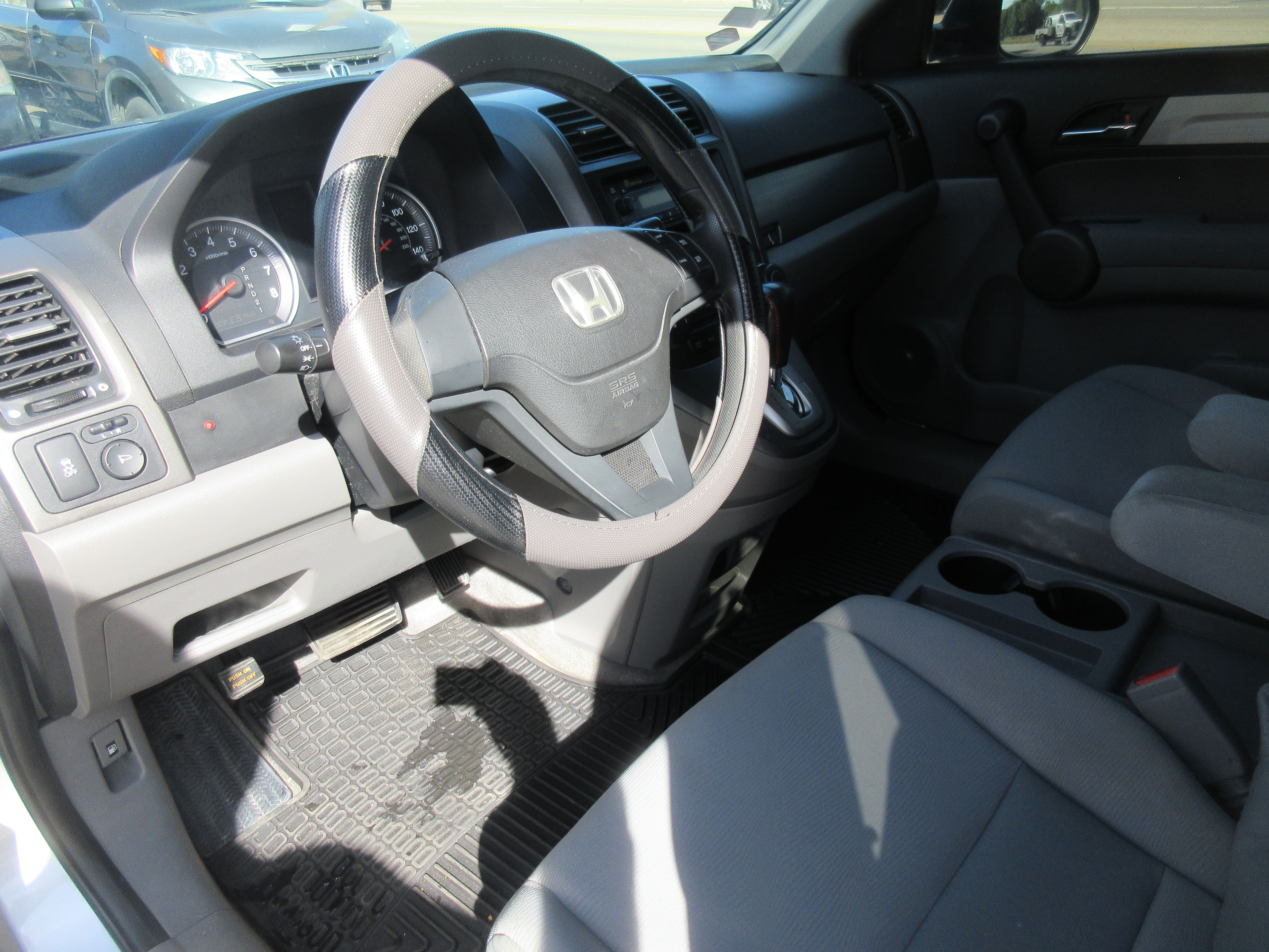 Used 2011 Honda CR-V 4WD LX image 3