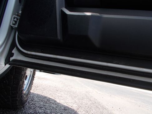Used 2015 RAM 1500 4x4 Regular Cab ST image 19