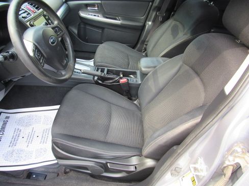 Used 2015 Subaru XV Crosstrek 2.0i Premium AWD/4WD image 11