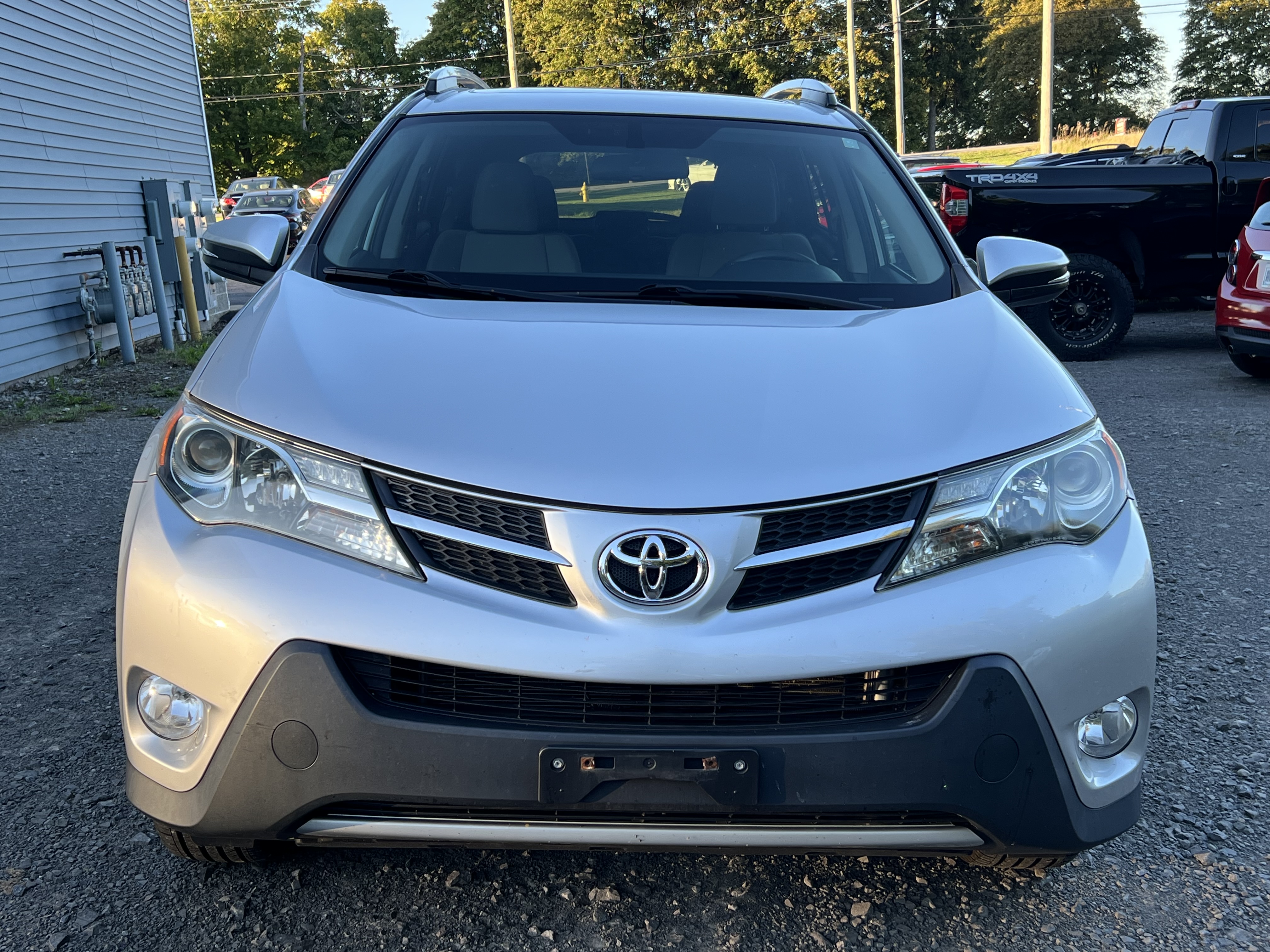 Used 2015 Toyota RAV4 AWD XLE image 3