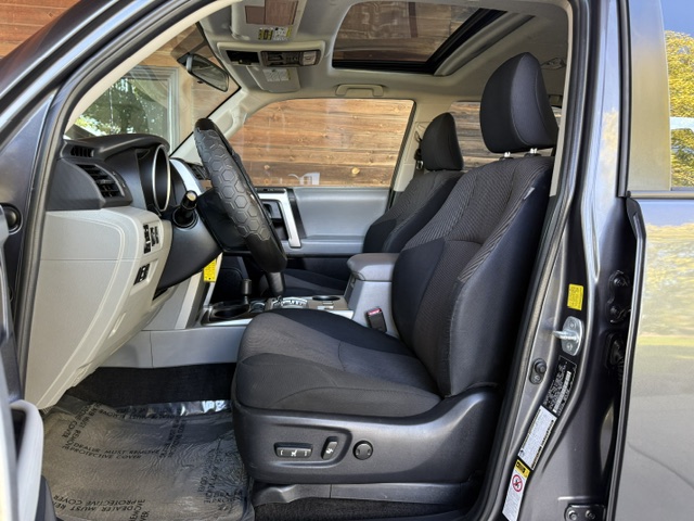 Used 2011 Toyota 4Runner 4WD image 9