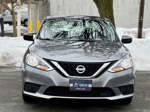Used 2016 Nissan Sentra SV image 8