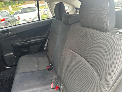 Used 2014 Subaru XV Crosstrek 2.0i Premium image 11