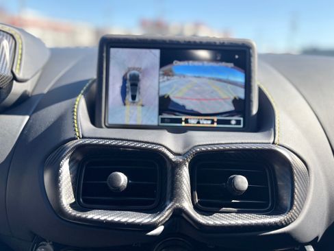 Used 2023 Aston Martin V8 Vantage image 19