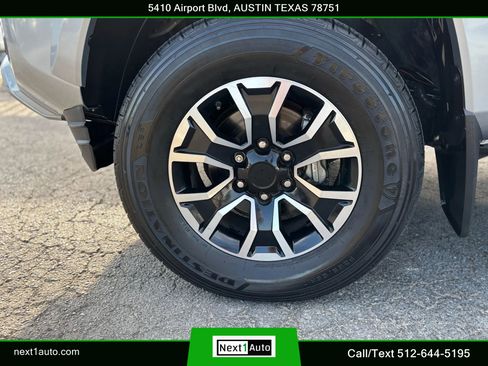 Used 2020 Toyota Tacoma image 37