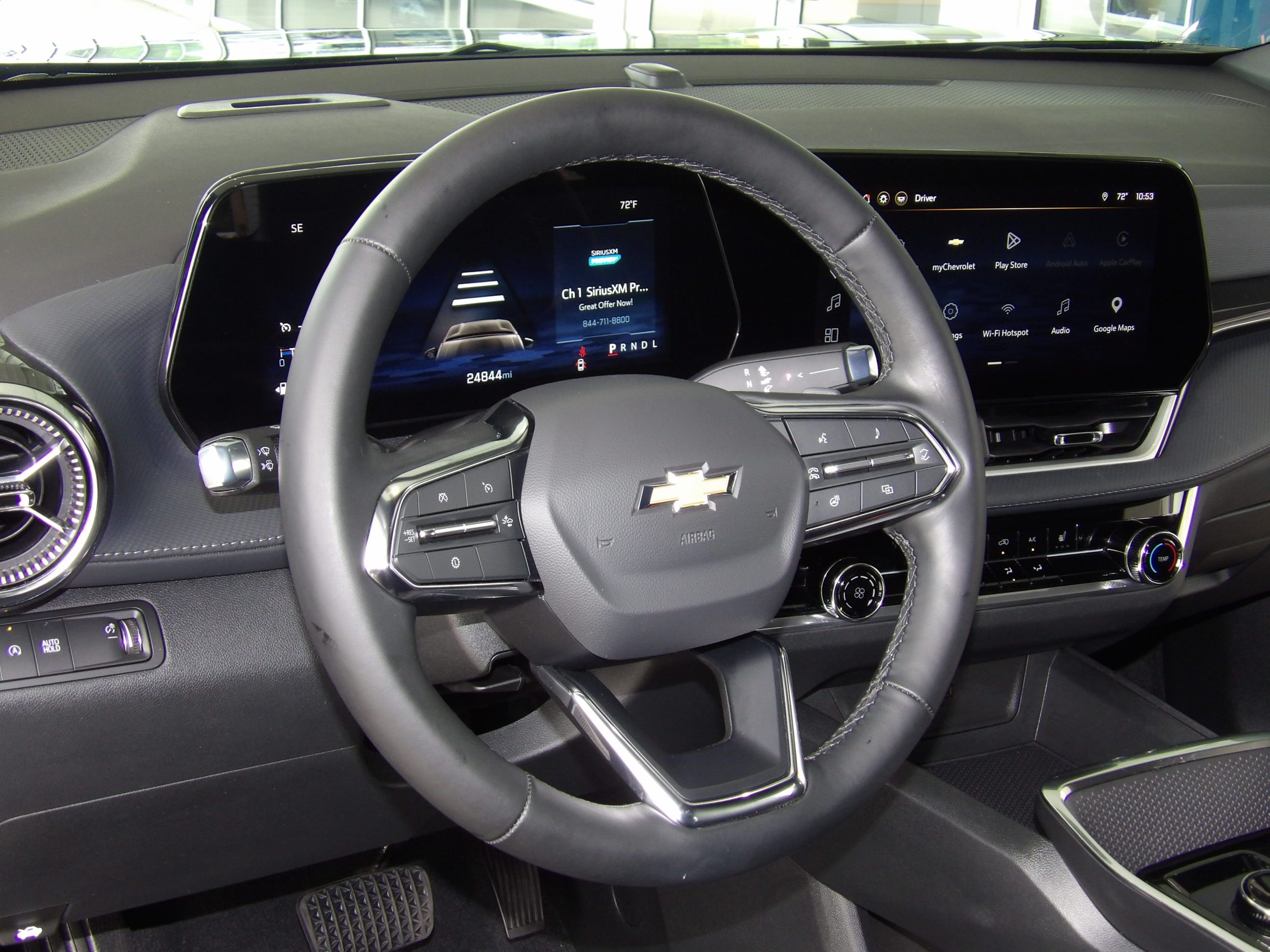 Used 2026 Chevrolet Equinox FWD LT w/ 1LT image 13