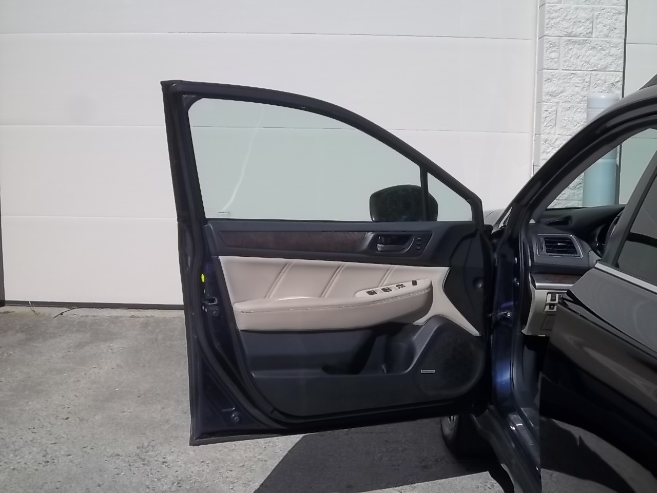 Used 2018 Subaru Outback 2.5i Limited AWD/4WD image 17